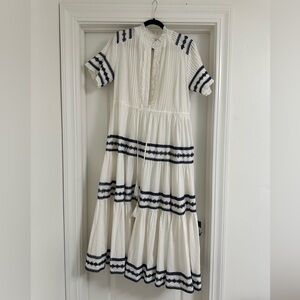 Ivy City Co. Capri dress Blue and White size M. Like new.